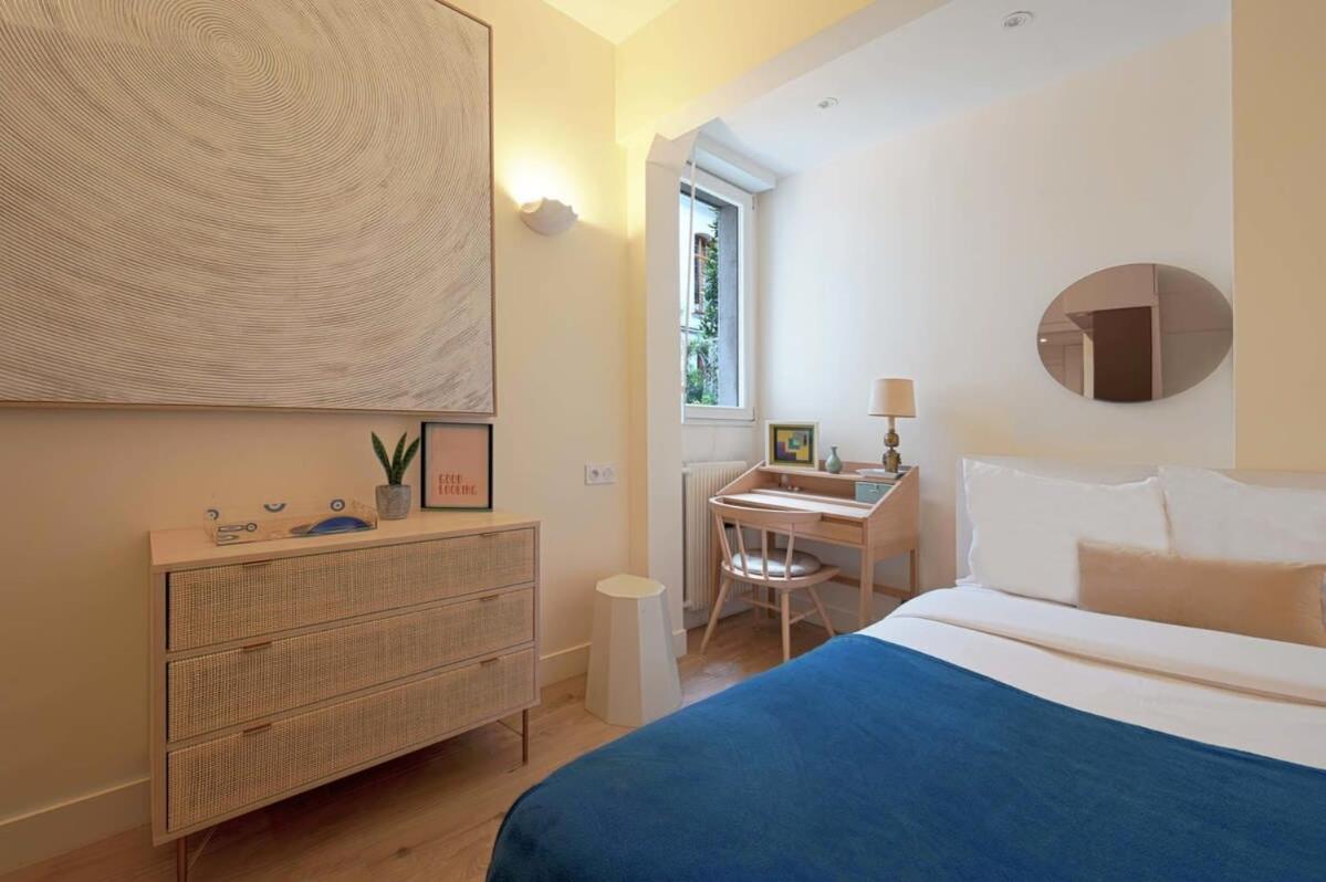 Elegant Studio Avenue Montaigne Appartement *